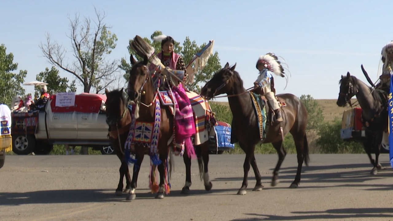 103rd Crow Fair: Parade celebrates style, give prizes 103rd Crow Fair: Parade celebrates style, give prizes